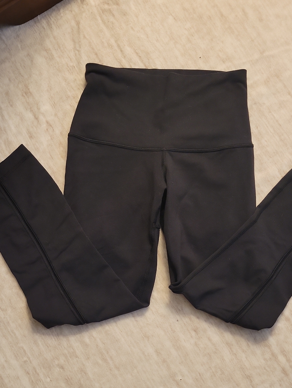 Lululemon High-Waist Black Leggings. Size 4